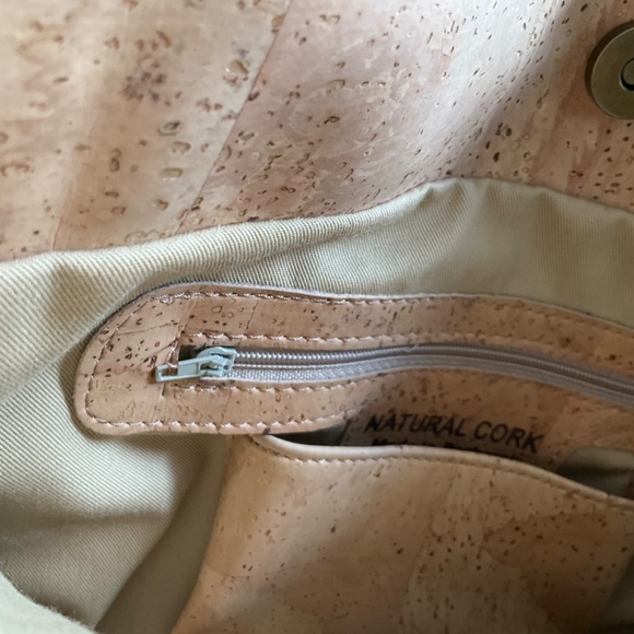 ARTELUSA SHOULDER BAG (BEIGE) WITH BROWN LEATHER BOW - Picture 11 of 15